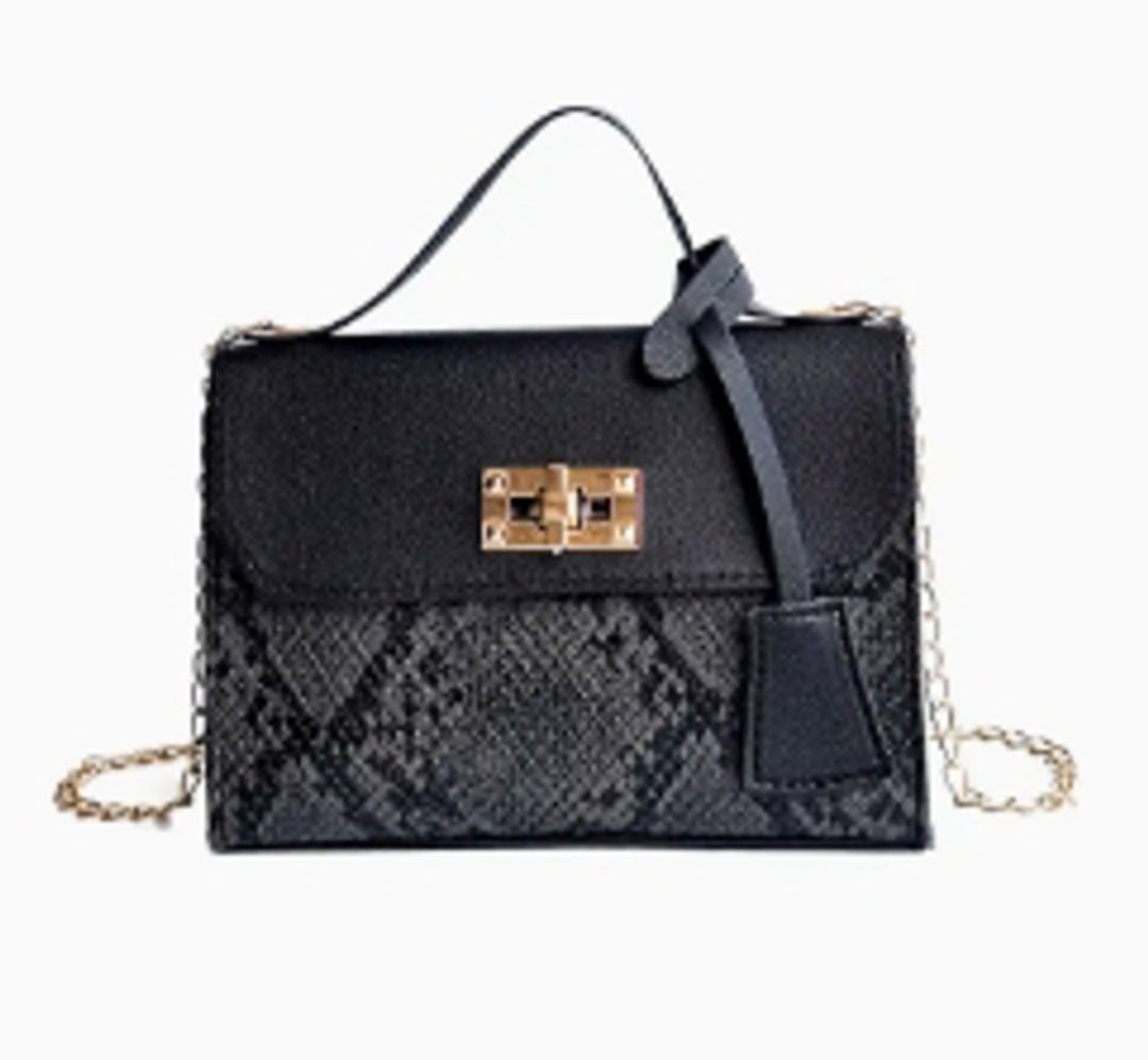 LGoddes Mystery Duffle Bag Luxury Press on nail and toe bundle