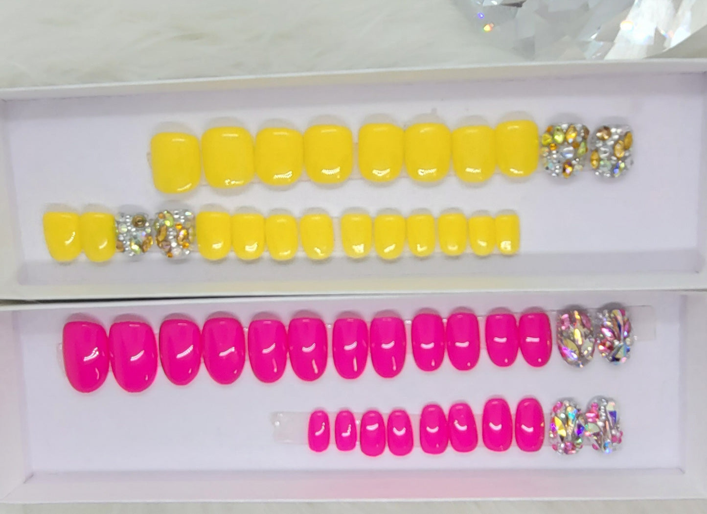 Luxury pressons, handmade w/builder gel Basic color with four accent bling out nails 20-24 piece sets